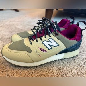 New Balance Trail Blazer Sneakers